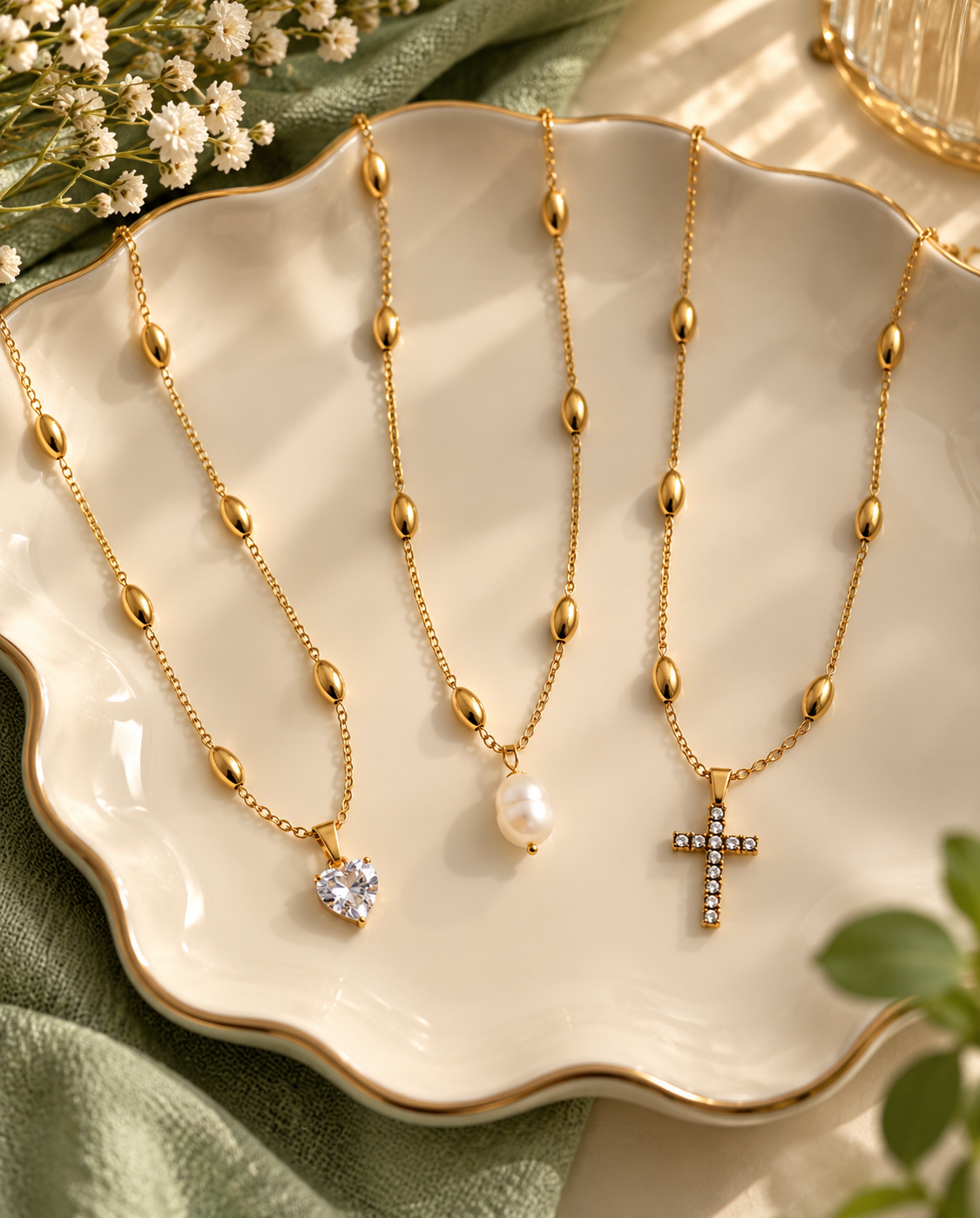 Alma Necklace